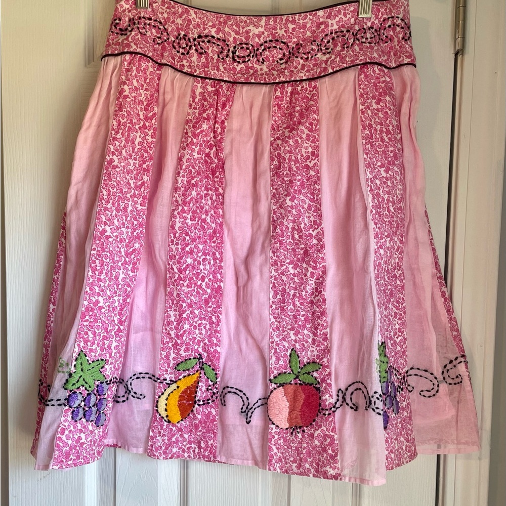 Persaman New York A line Floral/Fruit Embroidered Skirt